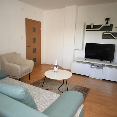 Cinema Vardar Apartment Skopje Esterno foto