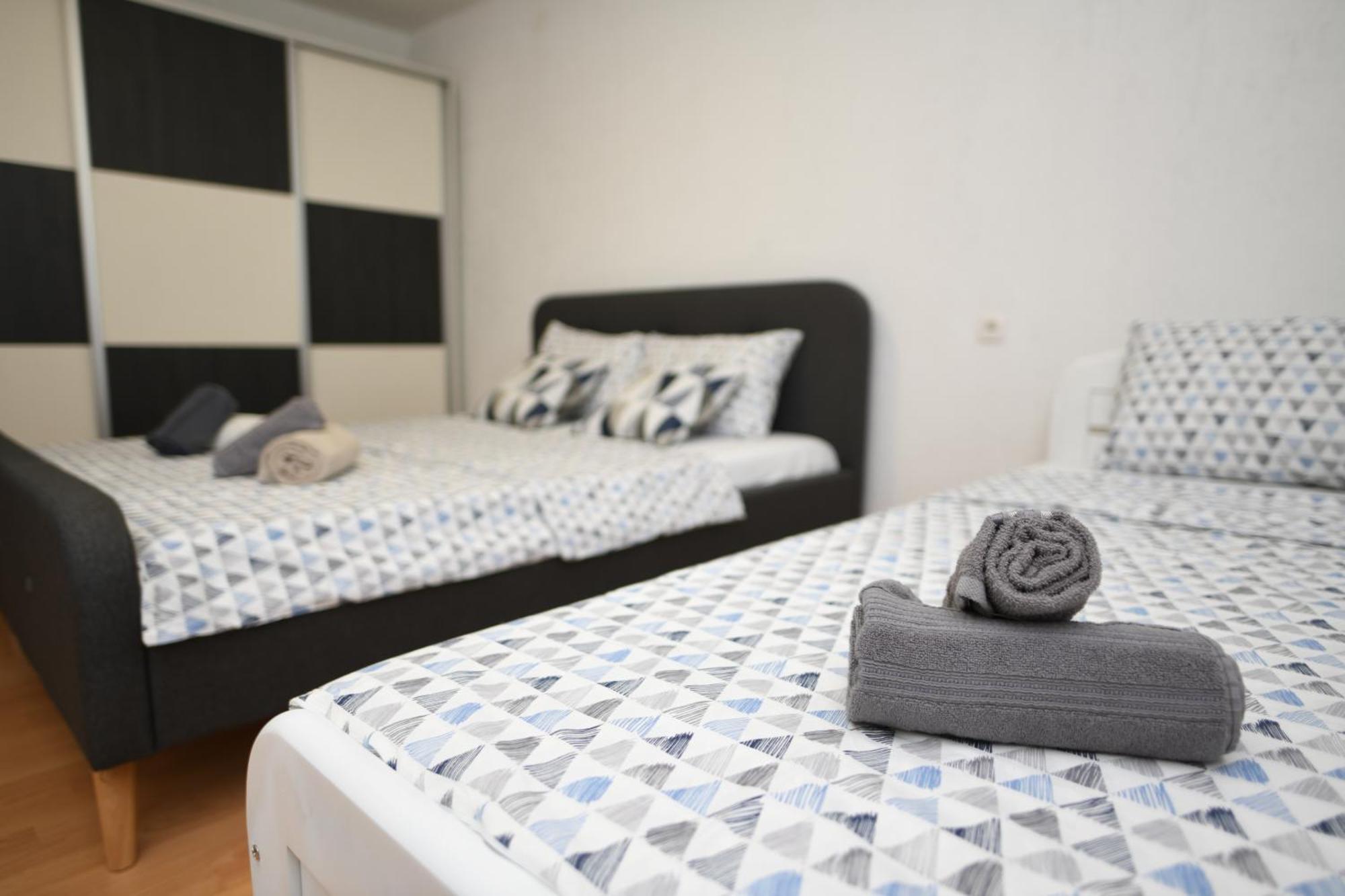 Cinema Vardar Apartment Skopje Esterno foto